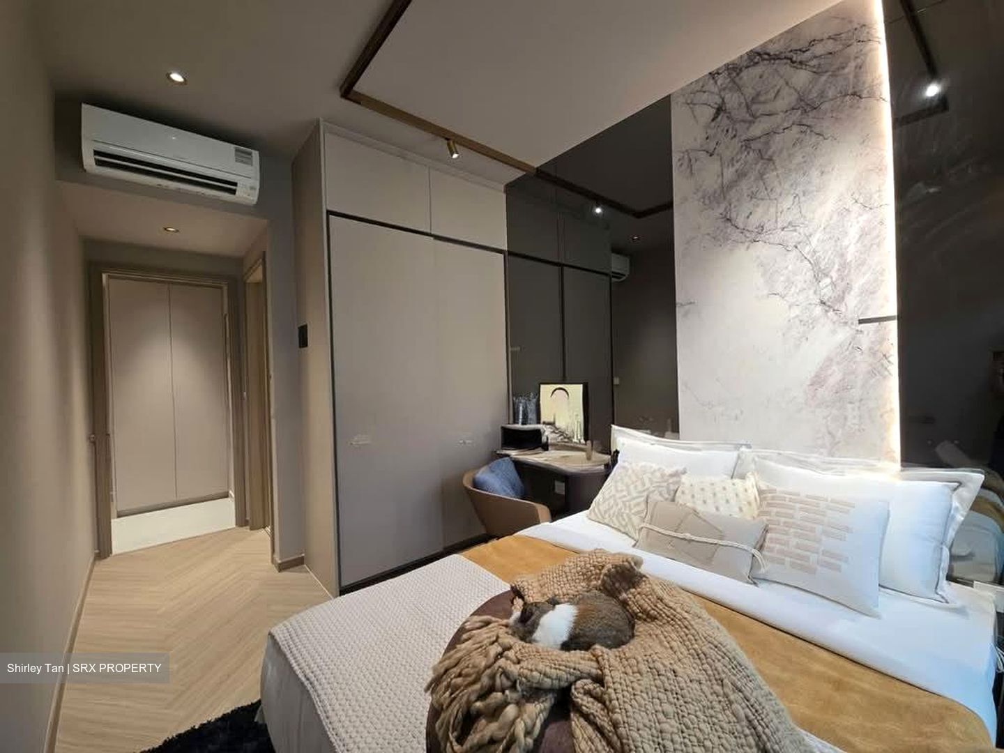River Modern (D9), Apartment #528669931
